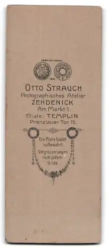 Fotografie Otto Strauch, Zehdenick, Am Markt 1, Bürgerliche Dame im Kleid