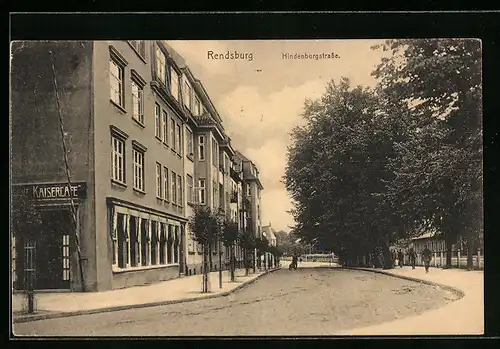 AK Rendsburg, Hindenburgstrasse mit Kaisercafe