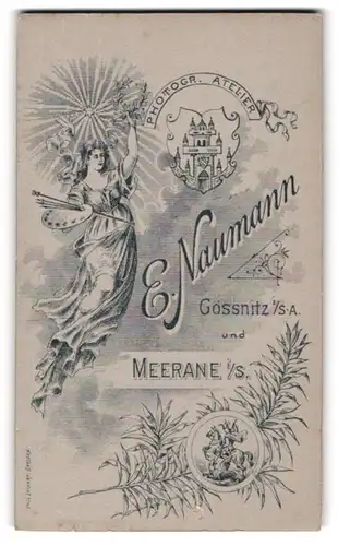 Fotografie E. Naumann, Gössnitz i. Sa., Dame mit Mischpalette, Wappen, Rückseitig Herr mit Zwicker
