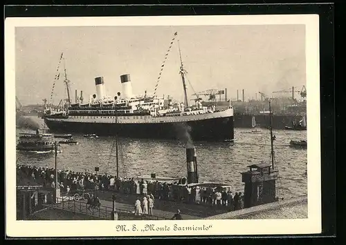 AK Passagierschiff MS Monte Sarmiento im Hafen