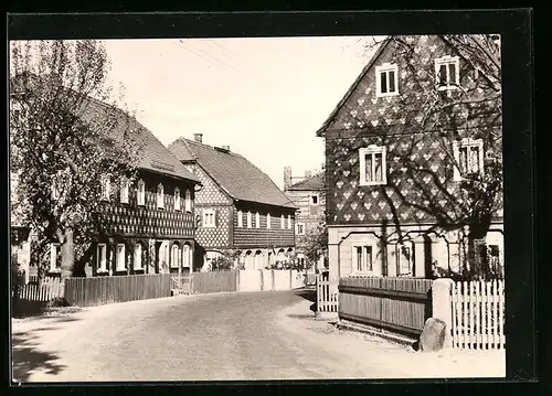 AK Obercunnersdorf b. Löbau, Ortsansicht mit Strassenpartie