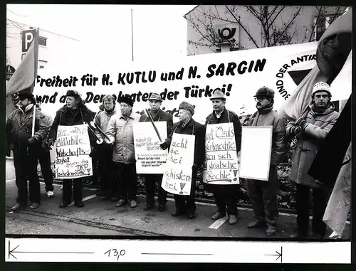 Fotografie Manfred A. Tripp, Tönisvorst, Ansicht Bonn, Mahnwache vor der türkischen Botschaft 1987