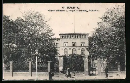 AK Berlin-Wedding, Kaiser Wilhelm und Augusta-Stiftung, Schulstrasse