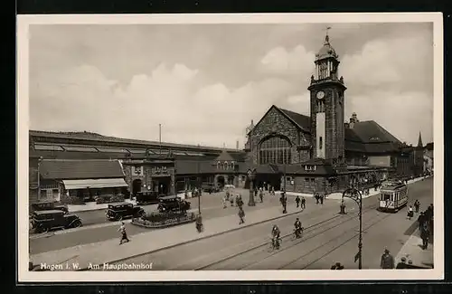 AK Hagen i. W., Strassenbahn passiert den Hauptbahnhof