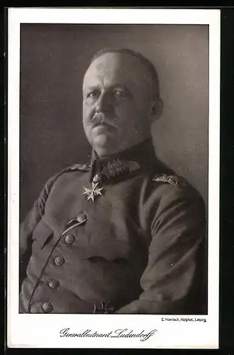 AK Portrait Generalleutnant Erich Ludendorff in Uniform