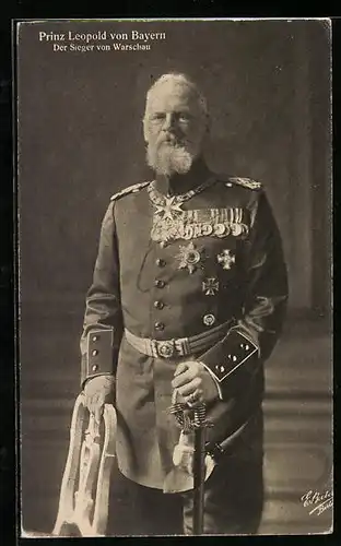 AK Prinz Leopold von Bayern in Galauniform mit Ordensspange, Der Sieger von Warschau