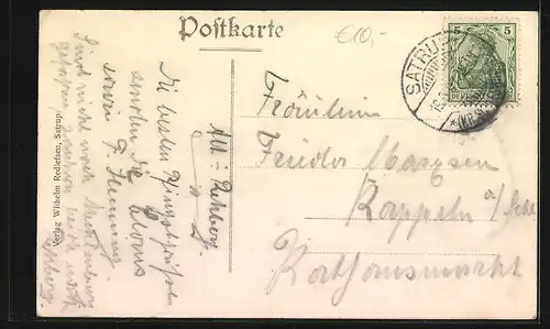 AK Satrup, Strassenpartie mit Bäumen