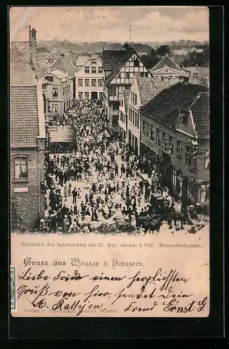 AK Wilster i. Holstein, Einläuten des Jahrmarktes am Abend