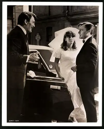 Fotografie Filmszene, Schauspieler & Schauspielerin als Hochzeitspaar im Dialog, Grossformat 20 x 25cm