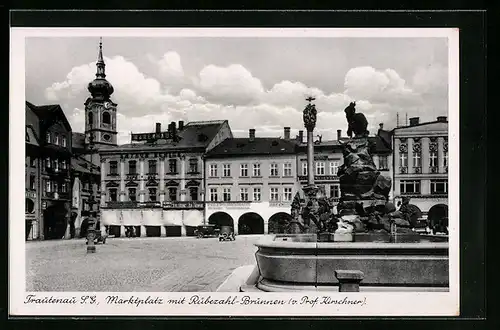 AK Trautenau, Marktplatz mit Rübezahl-Brunnen