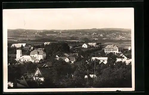 AK Bílá Tremesná, Ortsansicht mit Fernblick
