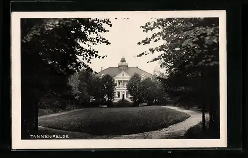 AK Tannenfelde, Blick auf ein Gebäude