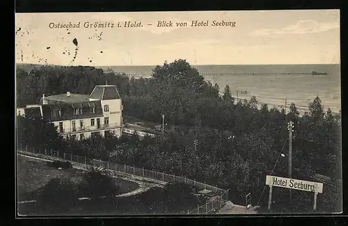 AK Grömitz i. Holst., Ostseebad, Blick von Hotel Seeburg