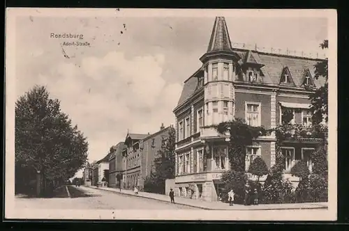 AK Rendsburg, Adolf-Strasse mit Turm-Eckhaus