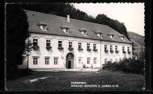 AK Leonstein, Kinderheim im Schloss