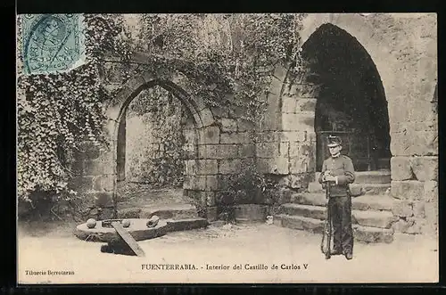 AK Fuenterrabia, Interior del Castillo de Carlos V.