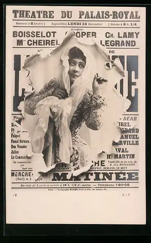 AK Zeitung Theatre du Palais-Royal, Posierende Dame