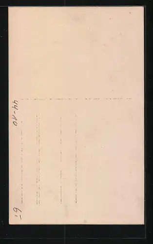 Foto-AK Kleiner Junge in Matrosenkleidung auf einem Schaukelpferd