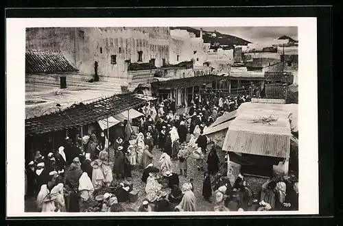 AK Tetuan, Marktplatz mit Markttreiben