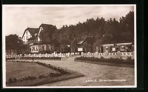 AK Laboe, Strandpromenade mit Hotel