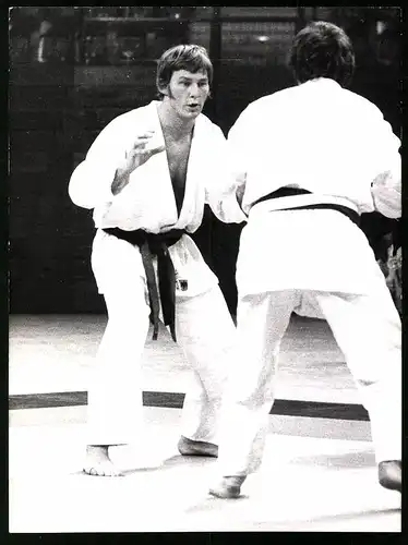 Fotografie Lyon, Judo Europameisterschaft 1975, Judoka Günter Neureuther startet im Halbschwergewicht