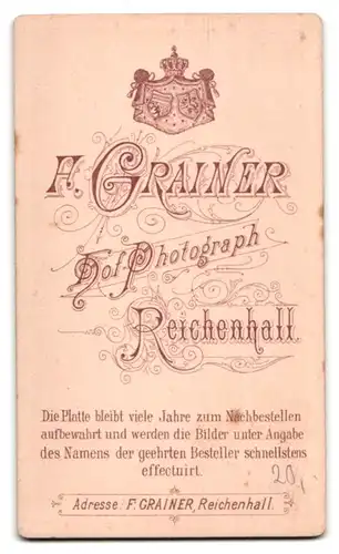Fotografie H. Grainer, Reichenhall, Elegante Mutter und Kind im Samtanzug