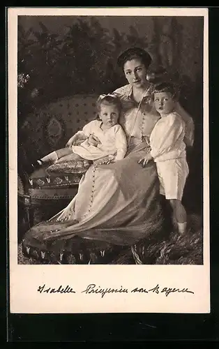 AK Isabelle Prinzessin von Bayern mit ihren Kindern