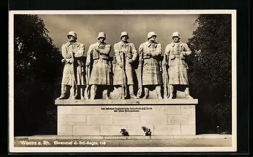 AK Worms a. Rh., Ehrenmal d. Inf.Regts. 118