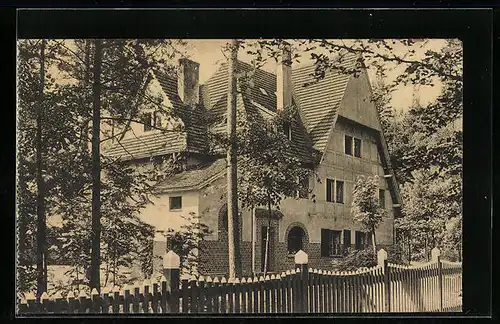 AK Templin, Haus mit spitzem Dach im Posterholungsheim