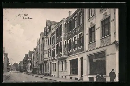 AK Ohligs, Grün-Strasse mit Möbelhaus Heinrich Pliddeke