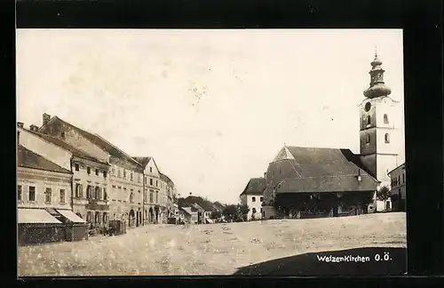 AK Weizenkirchen, Ortspartie mit Kirche