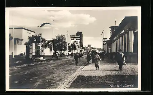 AK Düsseldorf, Ausstellungsstrasse auf der GeSoLei (1926)