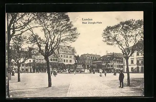 AK Landau, Max Joseph-Platz