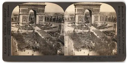 Stereo-Fotografie Keystone View Company, Meadville / PA, Ansicht Paris, Victory Day Celebration 1919, Arch of Triumph