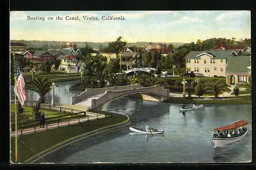 AK Venice, CA, Boating on the Canal