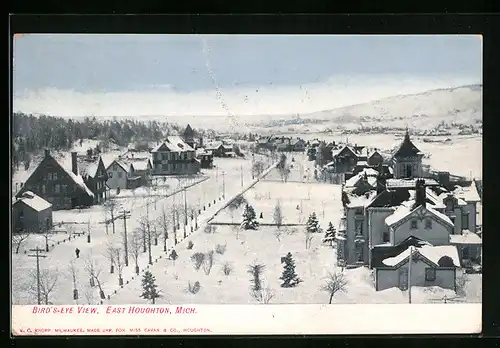 AK East Houghton, MI, the City covered with snow