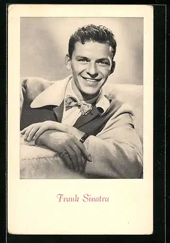 AK Musiker Frank Sinatra mit lächelndem Gesicht