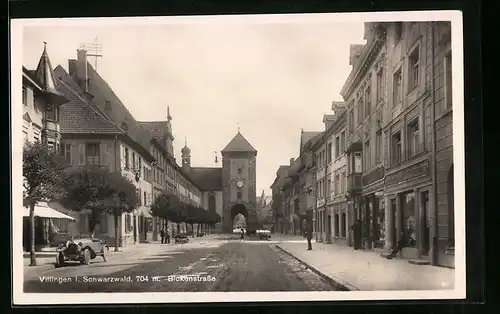 AK Villingen /Schwarzw., Bickenstrasse mit Turmdurchgang