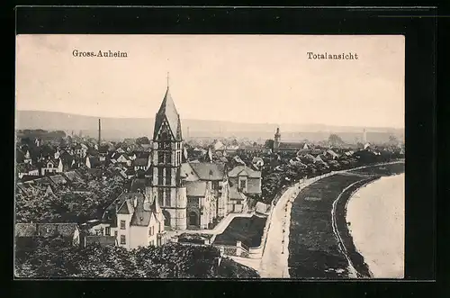 AK Gross-Auheim, Totalansicht mit Kirche im Fokus