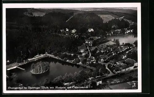 AK Georgenthal im Thür. Wald, Fliegeraufnahme der Ortschaft mit dem Kurhotel und dem Schwimmbad