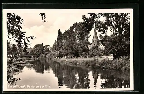 AK Bünde i. Westf., Partie an der Else, Blick zur Kirche im Ort