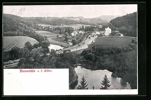 AK Neumühle a. d. Elster, Landschaftspanorama mit der kleinen Ortschaft