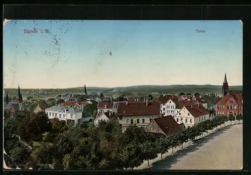 AK Bünde i. W., Totalansicht mit Rathaus am Marktplatz