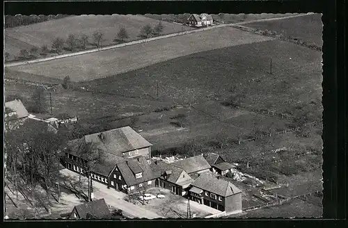 AK Sieversen, Blicik auf Gasthaus H. P. Holst, Fliegeraufnahme