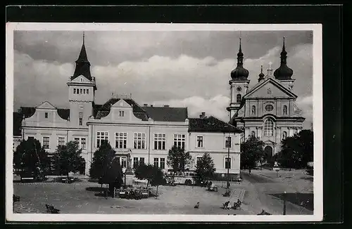 AK Altbunzlau, Ortspartie mit Kirche