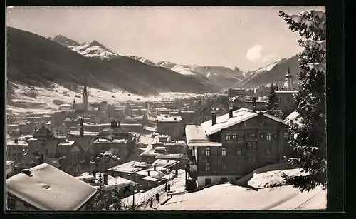 AK Davos, Blick gegen Leidbach- und Tinzenhorn an einem Wintermorgen