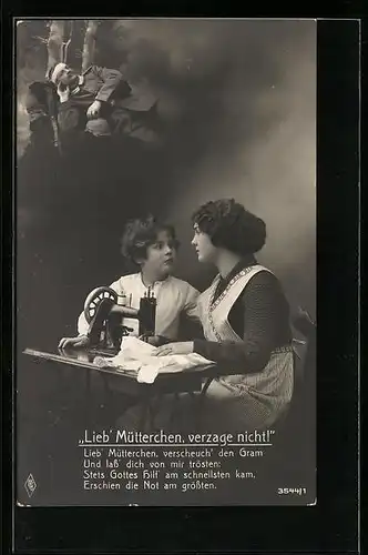 Foto-AK Mutter und Sohn denken an verwundeten Vater im Felde