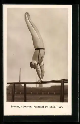 AK Cuxhaven, Turner Sinnwell beim Handstand auf einem Holm