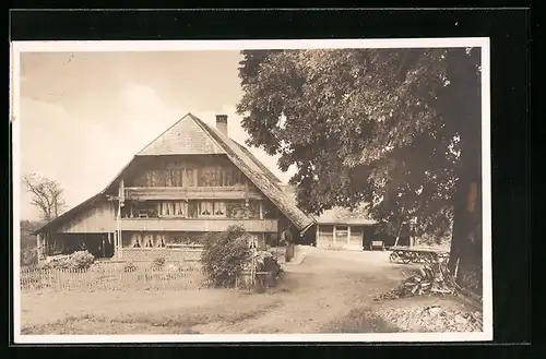 AK Gurnigel-Seftischwand, Bauernhaus im Grünen