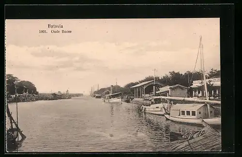 AK Batavia, Oude Boom
